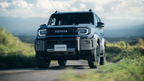 Gallery: Toyota Land Cruiser FJ photos
