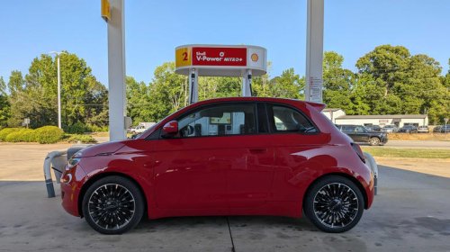 Fiat, Even the nearly perfect 2024 Fiat 500e has flaws, downsides, and even the occasional con