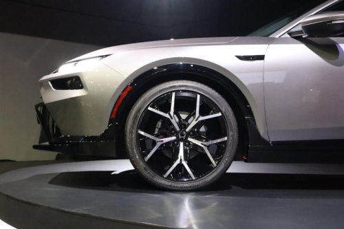 ハイブリッドに社運を賭けるホンダが新型車のプロトタイプ公開! 見た目は?