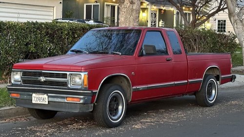 Chevy, 10 Chevy pickups that just keep going without major issues