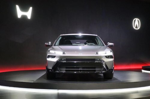ハイブリッドに社運を賭けるホンダが新型車のプロトタイプ公開! 見た目は?
