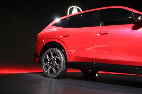 ハイブリッドに社運を賭けるホンダが新型車のプロトタイプ公開! 見た目は?