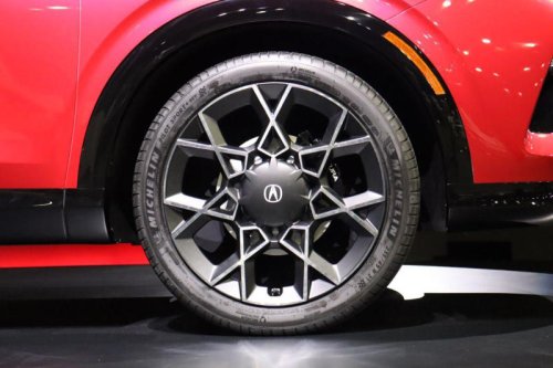 ハイブリッドに社運を賭けるホンダが新型車のプロトタイプ公開! 見た目は?