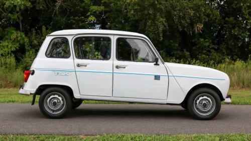 10 asymmetrical cars that gave conventional design the middle finger