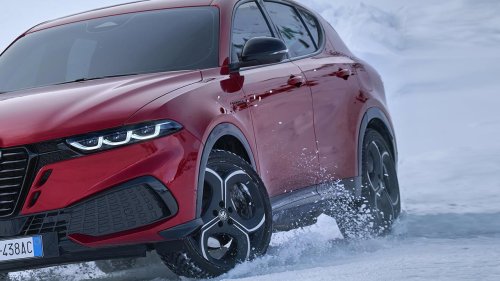 Alfa Romeo, BMW, BMW X1, Audi, Audi Q3, Alfa Romeo baja 8.600 € el Tonale híbrido presumiendo de algo que el BMW X1 y Audi Q3 no igualan, tacto de conducción