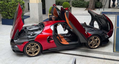 A bordo del al Alfa Romeo 33 Stradale por las calles Madrid: así se siente la materialización de un sueño