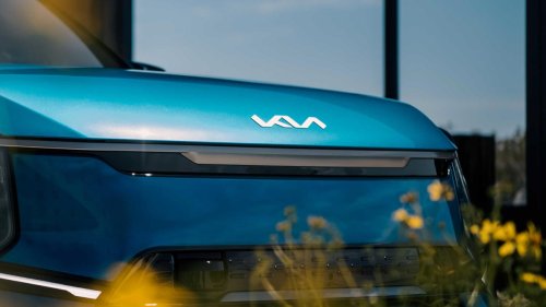 The truth behind the KN car brand: The evolution of Kia's logo