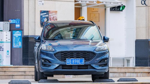 9 vehicles that outlast expectations despite their flaws