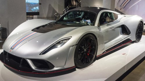 9 cars that leave everything else behind in a straight line