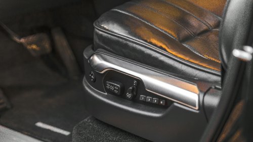 20 things you should never try to troubleshoot while driving