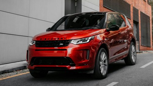 20 cars men drive that make women assume they're rich