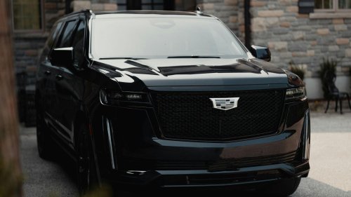 20 cars men drive that make women assume they're rich