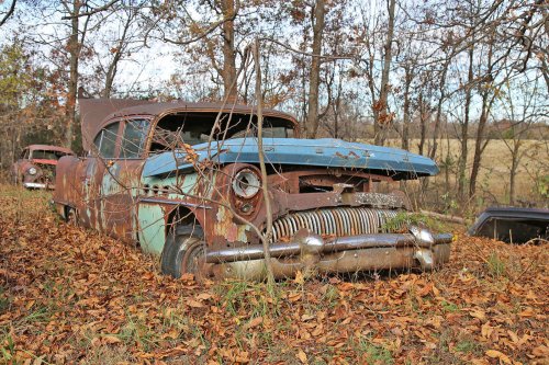 The junkyard gems of Lyon’s Vintage in Loretto, Kentucky