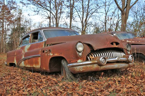 The junkyard gems of Lyon’s Vintage in Loretto, Kentucky
