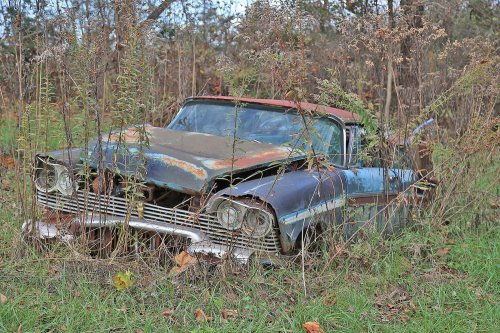 The junkyard gems of Lyon’s Vintage in Loretto, Kentucky