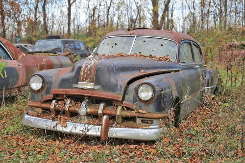 The junkyard gems of Lyon’s Vintage in Loretto, Kentucky