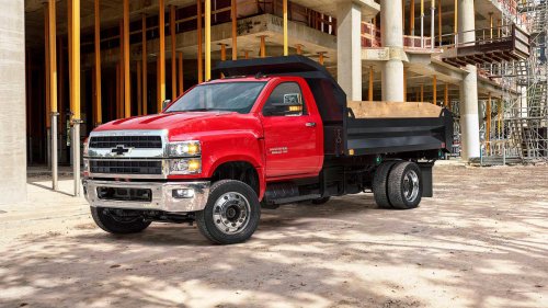 Chevrolet surrenders to Ford and Ram, kills biggest Silverado trucks