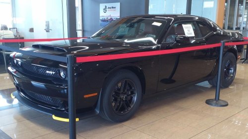 Muscle Cars, 10 current-generation muscle cars that pushed factory horsepower into insane territory