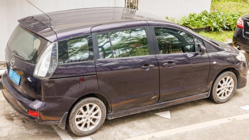10 cars that quietly last longer than drivers expect