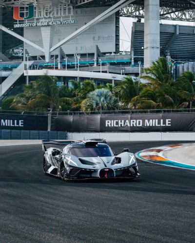 Prueba Bugatti Bolide: Un simulador de carreras para multimillonarios