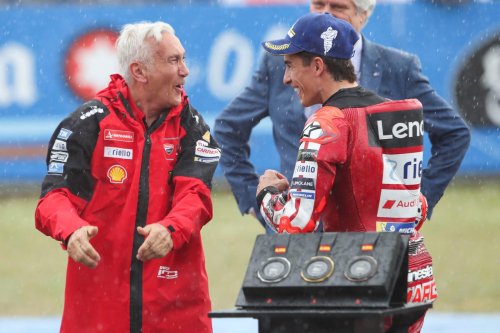 Davide Tardozzi, sobre el trabajo de Marc Márquez en Ducati para ganar a Aprilia: 