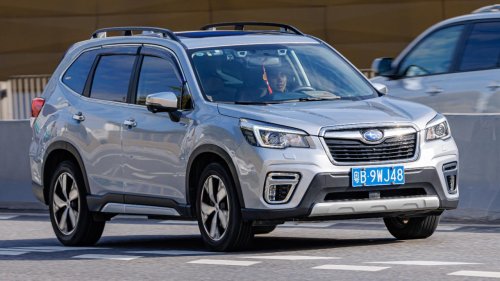10 cars that quietly last longer than drivers expect