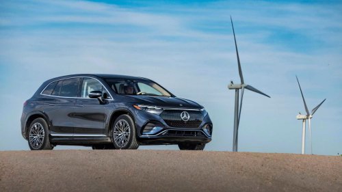 Buyers are suddenly hoarding old Lexus hybrids instead of new EVs