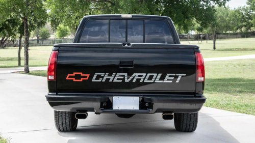 This big-block V8 truck was peak 1990s excess