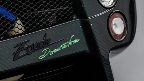 Pagani, Fernando Alonso has just picked up an impossibly rare 1-of-1 Pagani Zonda Diamante Verde Roadster worth $11.7M and it looks stunning
