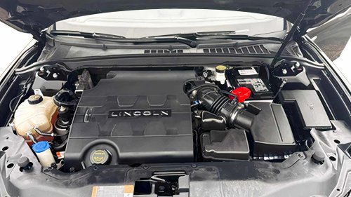 The last naturally aspirated Lincoln model gives you 300 HP for just $20k