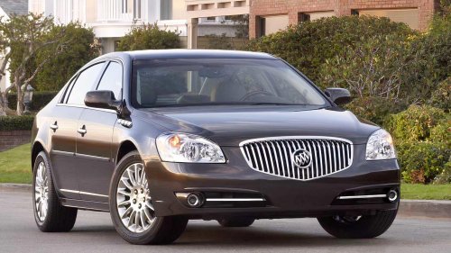The sedan nobody recommends that owners actually keep for 200,000 miles