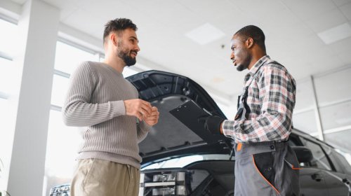 Do dealerships have to offer loaner cars when yours is in for service?