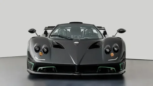 Fernando Alonso has just picked up an impossibly rare 1-of-1 Pagani Zonda Diamante Verde Roadster worth $11.7M and it looks stunning