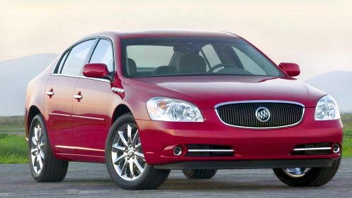 The sedan nobody recommends that owners actually keep for 200,000 miles