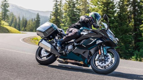 Suzuki, Suzuki GSX-S1000GT+: The balanced sport-tourer for experienced riders