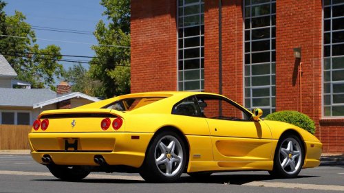 5 analog supercars appreciating faster than Porsche 911