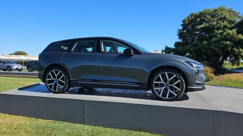 The automaker that pioneered seat belts is reinventing them