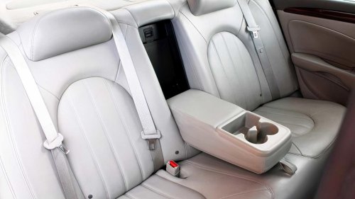 The sedan nobody recommends that owners actually keep for 200,000 miles