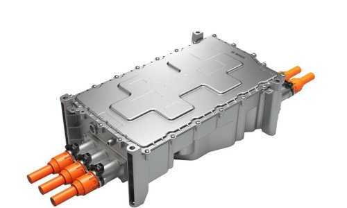 Un nuevo inversor para coches eléctricos promete 680 CV y un 99% de eficiencia con el tamaño de un cartón de leche