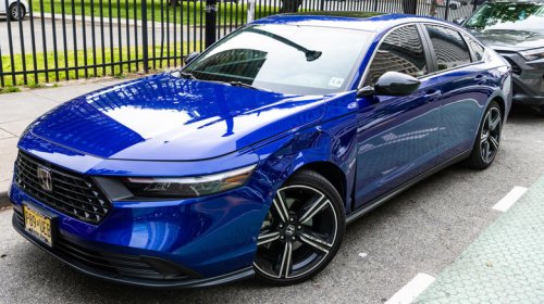 Here's how hybrid cars charge while driving