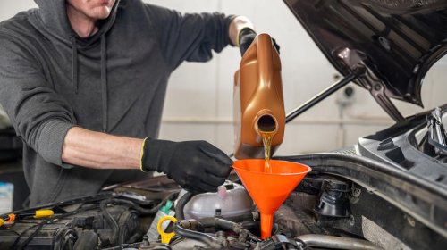 5 easy car repairs even beginner home mechanics can tackle