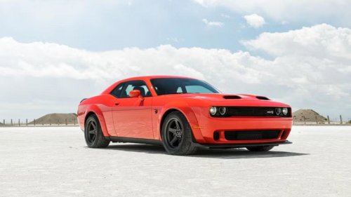 Dodge, Dodge Challenger, Dodge Challenger SRT Hellcat, 7 Dodge Challenger SRT Hellcat builds that deliver 700+ HP straight from the factory