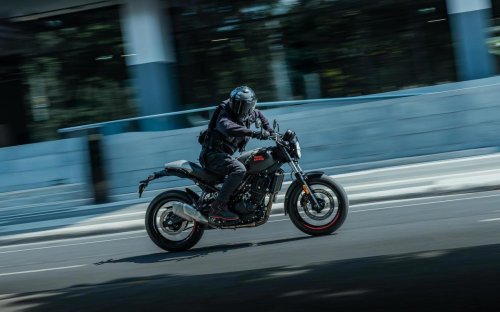 Guerrilla 450 APEX: la Royal Enfield más afilada