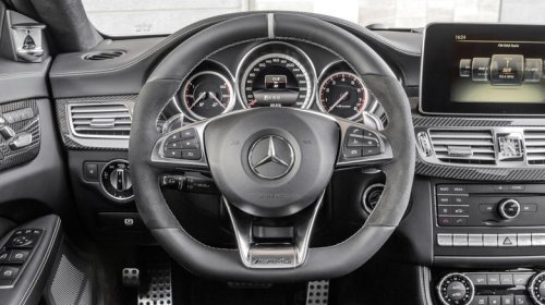 What long-gone car feature do you wish automakers still had today?