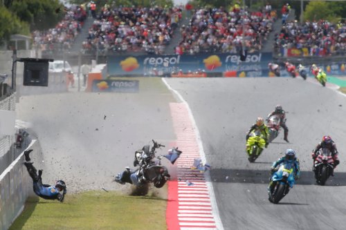 Las impactantes imágenes tras el accidente de Álex Márquez en Montmeló