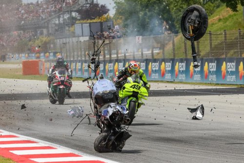 Terror en Montmeló tras las caídas de Álex Márquez y Zarco