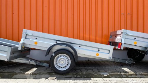 Can you put car tires on a trailer? (And vice-versa)