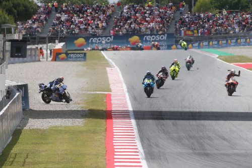 Las impactantes imágenes tras el accidente de Álex Márquez en Montmeló
