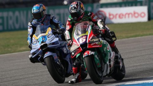 Parte médico de Álex Márquez y Johann Zarco tras sus graves accidentes en la carrera de MotoGP en Barcelona
