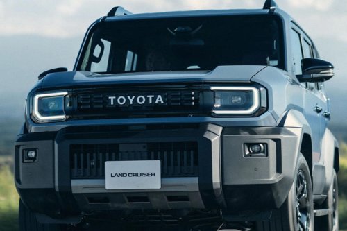 「価格を考えたらRAV4と悩む」 トヨタ新型「ランドクルーザー“FJ”」待望の詳細スペック正式発表! SNSに寄せられる“小さなオフローダー”への反響とは